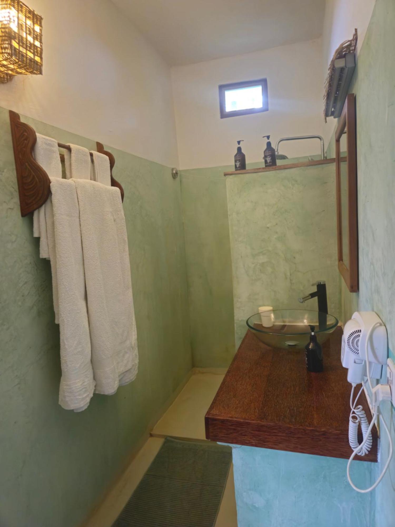 Bed and Breakfast Kiganja Matemwe  Esterno foto